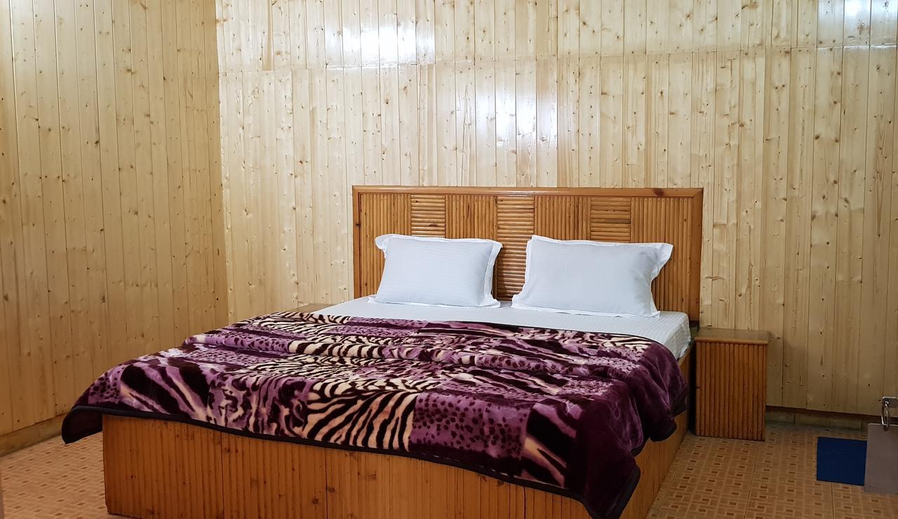 Kassal Heights Hotel Patnitop Esterno foto