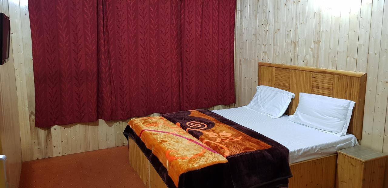 Kassal Heights Hotel Patnitop Esterno foto